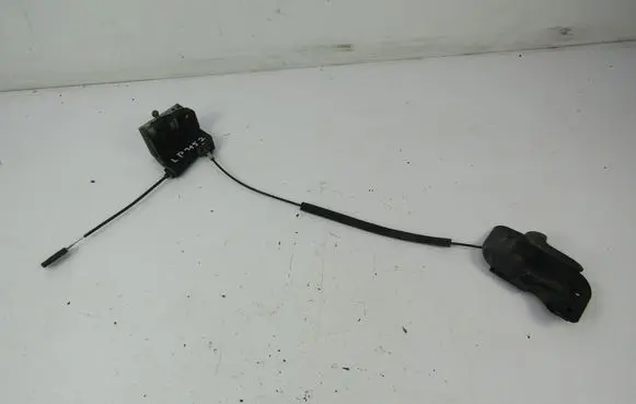 Opel Corsa C Front door lock 