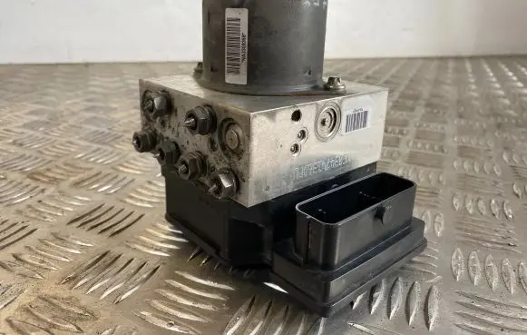 Volkswagen PASSAT B7 ABS Pump 3AA614109M 54085806B 17654032
