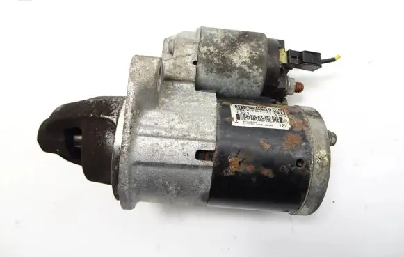 Suzuki Swift III Starter motor M000TD1171 3110081P0 8322