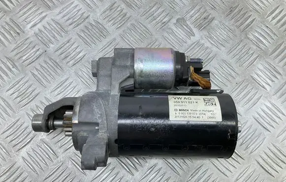 Audi A5 8T 8F Starter motor 059911021K