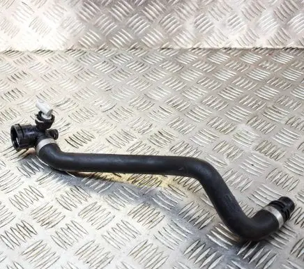 Mercedes-Benz Sprinter W907 W910 Engine coolant pipe/hose A9105000900