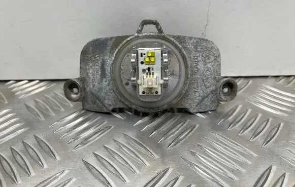 BMW 3 F30 F35 F31 LED ballast control module 7213114000