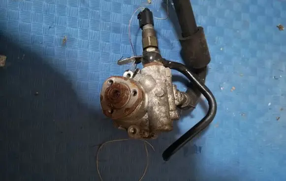 Audi TT Mk1 Power steering pump