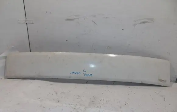 Mercedes-Benz 100 W631 Engine bonnet/hood A6317500402 A6317500302 A6317500202