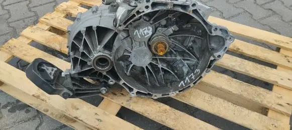Ford Kuga II Manual 6 speed gearbox FV4R7002CCA