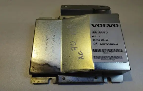 Volvo XC70 Suspension control unit/module 30739073