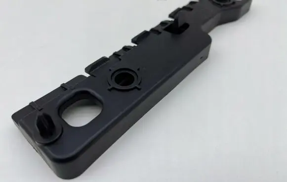 Volvo S90, V90 Fender mounting bracket