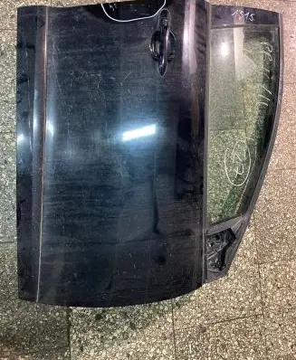 Renault Megane III Front door
