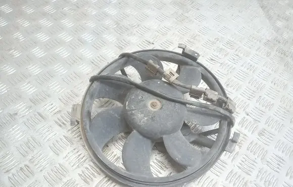 Audi A4 S4 B5 8D Air conditioning (A/C) fan (condenser) 