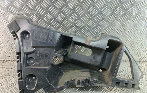 BMW X2 F39 Rear bumper mounting bracket 7426437