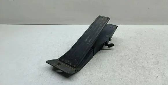 BMW X1 E84 Accelerator throttle pedal 6793742 35426793742