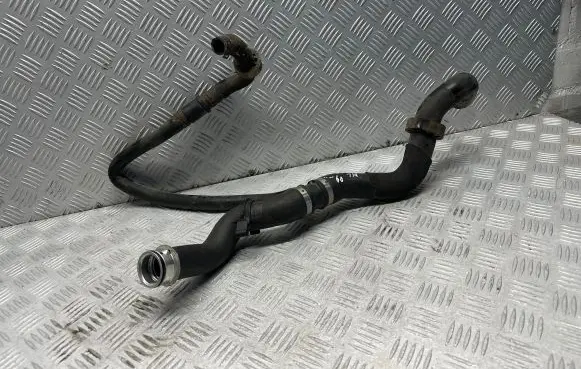 Mercedes-Benz ML W164 Engine coolant pipe/hose A1645011082