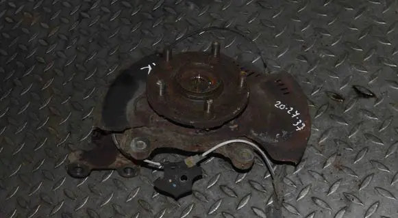 Toyota Auris 150 Front wheel hub