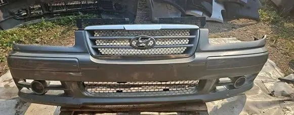 Hyundai Trajet Front bumper 865113A100