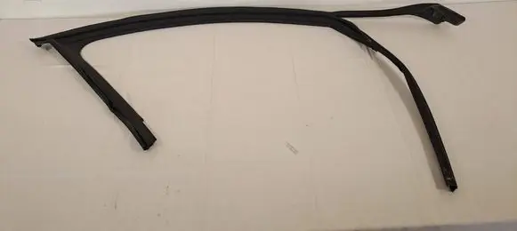 Audi A6 S6 C6 4F Rubber seal front door window/glass 4G0837439