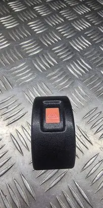 Opel Zafira A Hazard light switch 09131728 09138059
