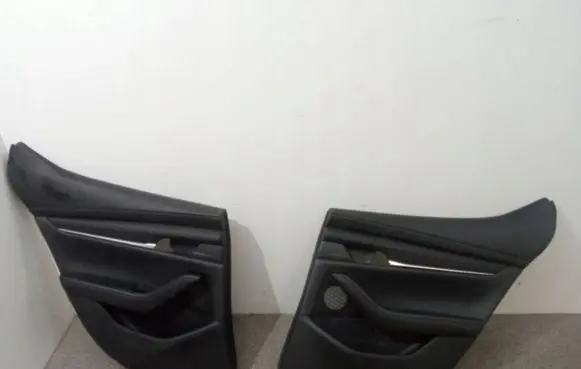 Front door card panel trim