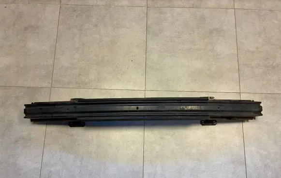 Land Rover Range Rover Sport L320 Front bumper mounting bracket LR013926