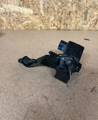 Mercedes-Benz E W210 Accelerator throttle pedal A0125423317
