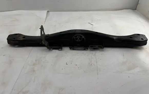 Volkswagen Touareg II Rear differential/diff mount bracket 7PX399227 7PX399227X