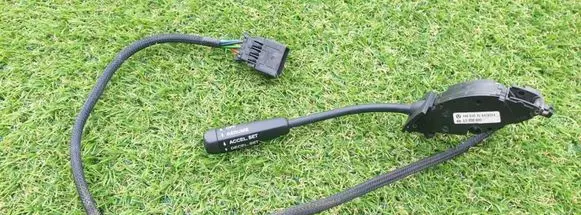 Mercedes-Benz S W140 Cruise control stalk 1405401644
