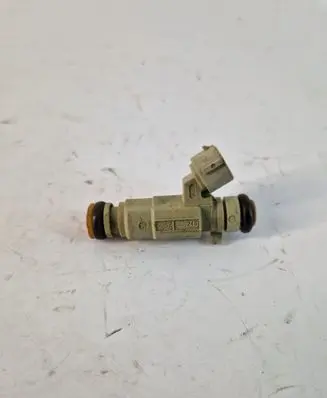 Hyundai i20 (PB PBT) Fuel injector 3531004000