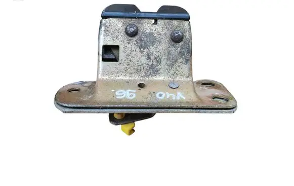 Volvo S40, V40 Tailgate lock latch 30802821