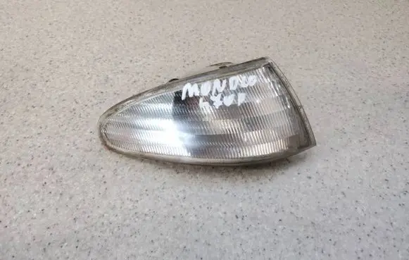 Ford Mondeo MK I Front indicator light