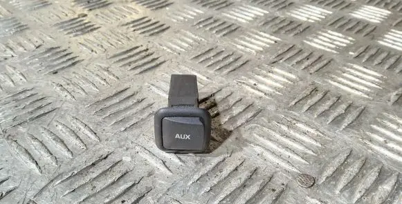 Skoda Superb B6 (3T) AUX in-socket connector 