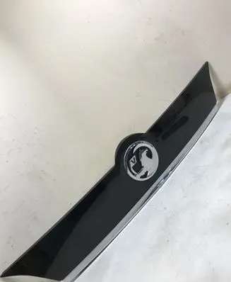 Opel Insignia A Tailgate trim
