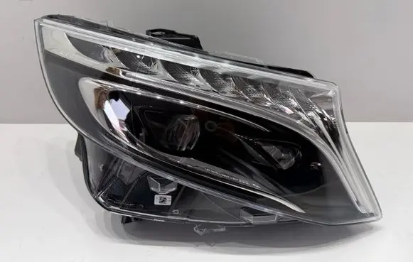 Mercedes-Benz V Class W447 Headlight/headlamp A4479061901 00009618 1EX01128496