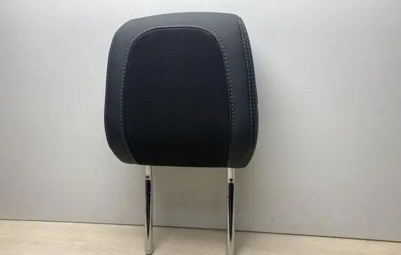 Peugeot 508 II Front seat headrest 