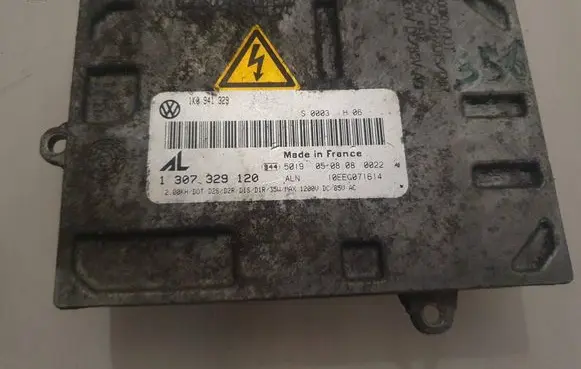 Volkswagen PASSAT B6 Voltage converter/converter module 1K0941329 1307329120