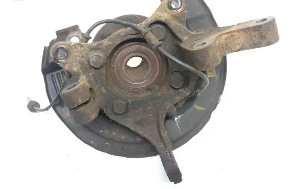Mitsubishi Grandis Front wheel hub spindle knuckle