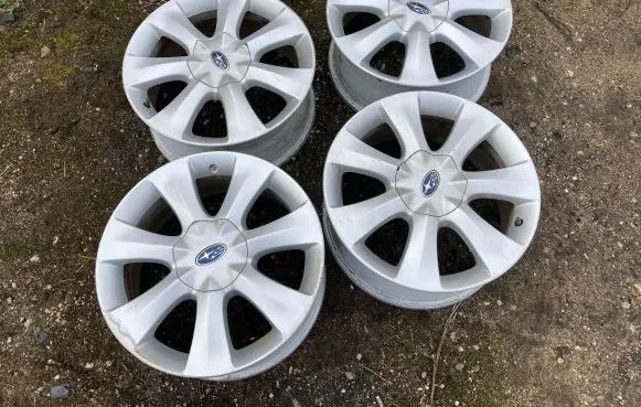 Subaru B9 Tribeca R18 alloy rim 