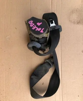 Seat Toledo I (1L) Front seatbelt 1LO857705B