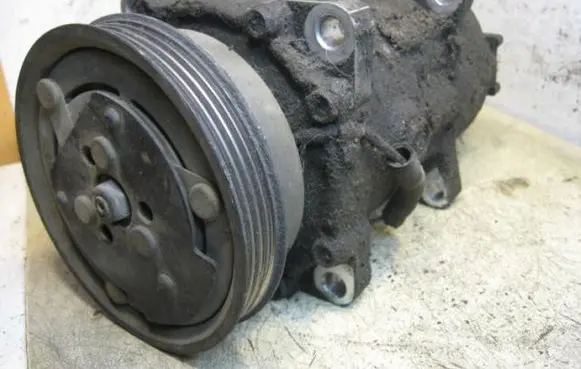 Renault Scenic I Air conditioning (A/C) compressor (pump) 7700273320 16I16V SD7V16