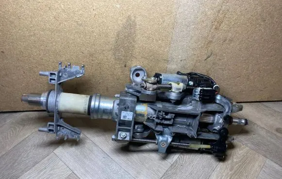 BMW 5 F10 F11 Steering wheel axle set P10768701 6788155 P1078340104