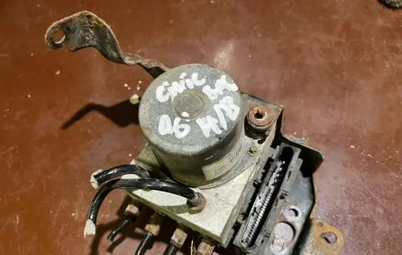 Honda Civic ABS Pump 57110SMJE031M1 645L1180406 1KSMJE03761230243