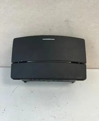 Mercedes-Benz S W221 Radio/GPS head unit trim A2216800834