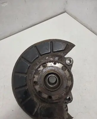 Volkswagen PASSAT B6 Front wheel hub 