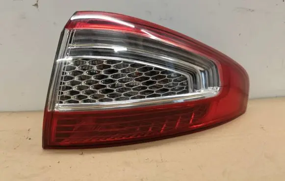 Ford Mondeo MK IV Rear/tail lights set BS7113404AJ BS7113404C 0274D