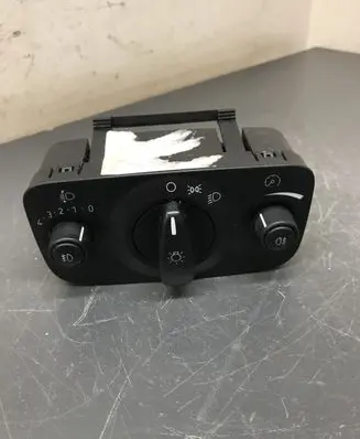 Ford Mondeo MK IV Light switch 04066405