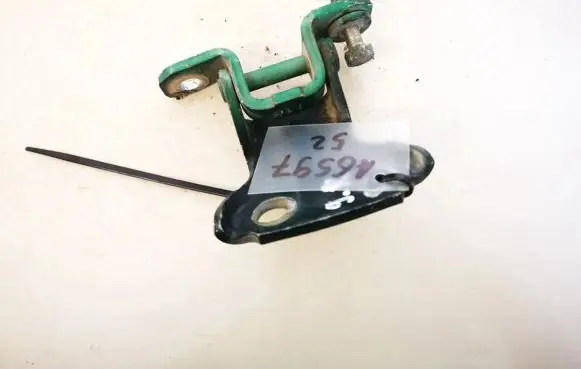 Mitsubishi Space Star Rear door lower hinge