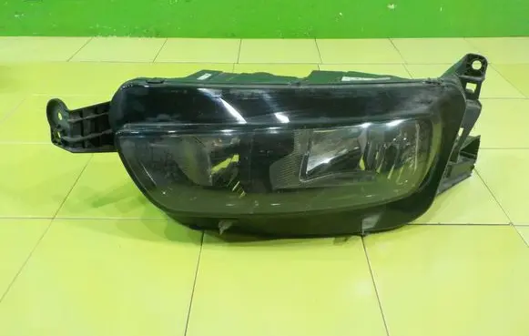 Citroen C4 II Picasso Headlight/headlamp 9800480680