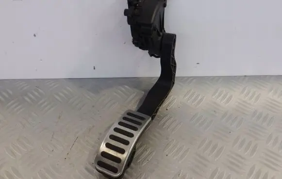 Volkswagen Phaeton Accelerator throttle pedal 3D1721503H