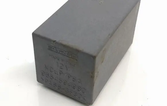 Peugeot Partner Other relay 9654594980