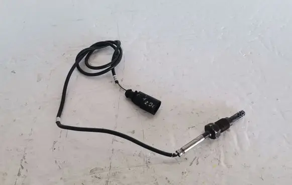 Audi A4 S4 B8 8K Exhaust gas temperature sensor 038906088E