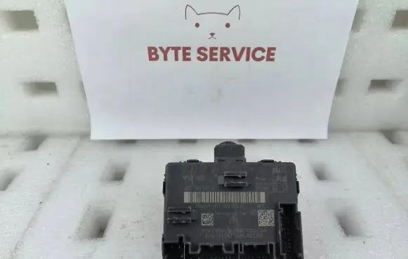 Porsche Cayenne (9Y0 9Y3) Door control unit/module 4M1959593D