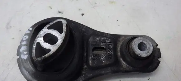 Opel Movano B Engine mount vacuum valve 